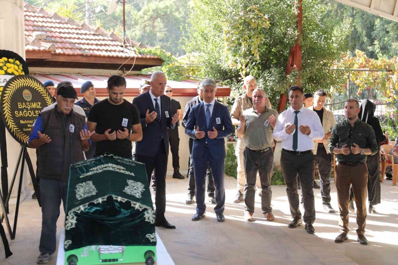 10 yaşındaki Enes, son yolculuğuna uğurlandı