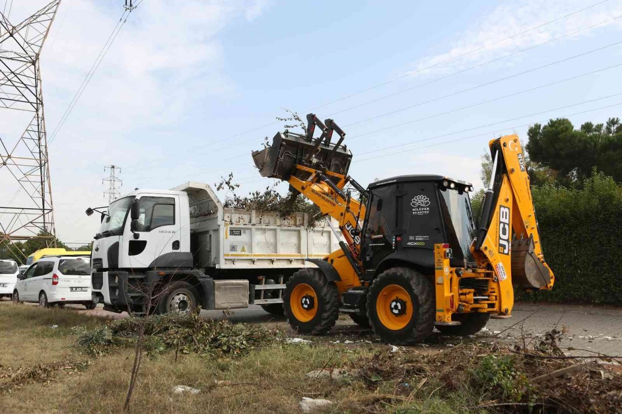 Nilüfer’de bahçe ve budama atıkları kompost oluyor