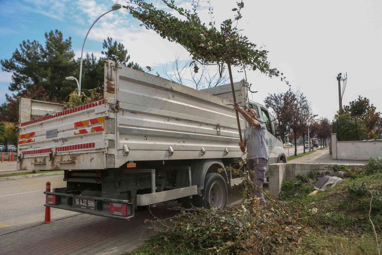 Nilüfer’de bahçe ve budama atıkları kompost oluyor