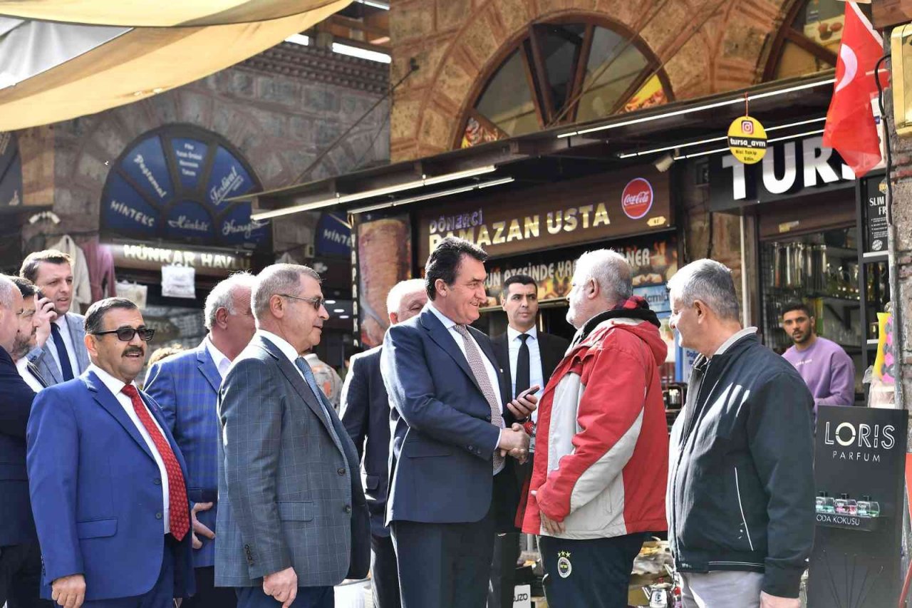 Başkan Dündar, "Esnaf dostu bir belediyeyiz"