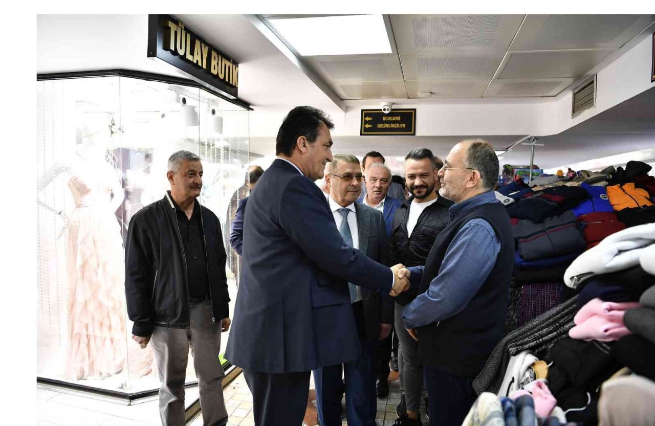 Başkan Dündar, "Esnaf dostu bir belediyeyiz"