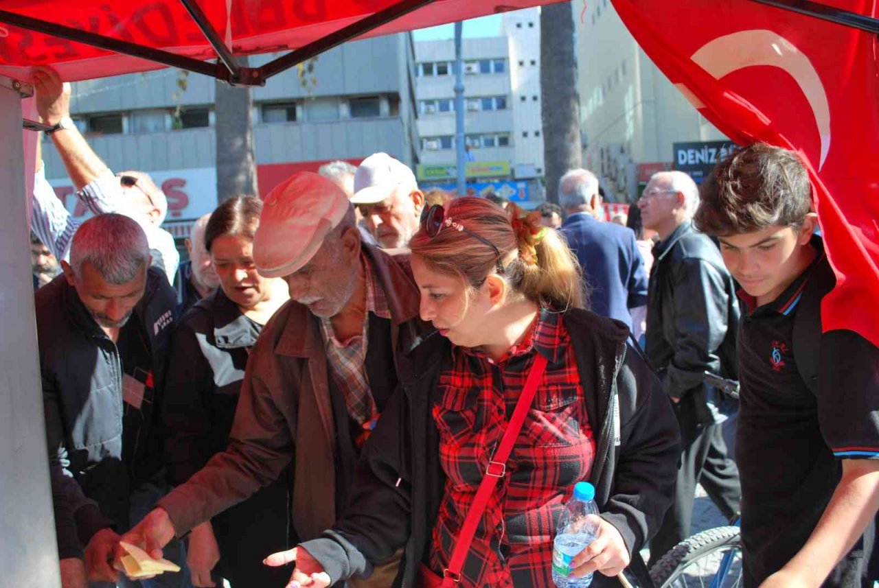 Döner çeşitlerine bir yenisi daha eklendi: Kaşar peyniri döneri