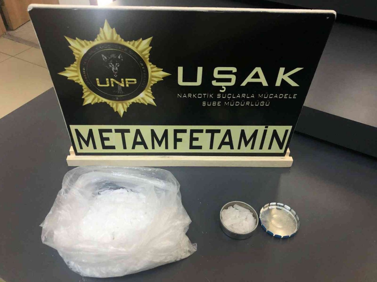Uşak’ta 2 uyuşturucu taciri tutuklandı