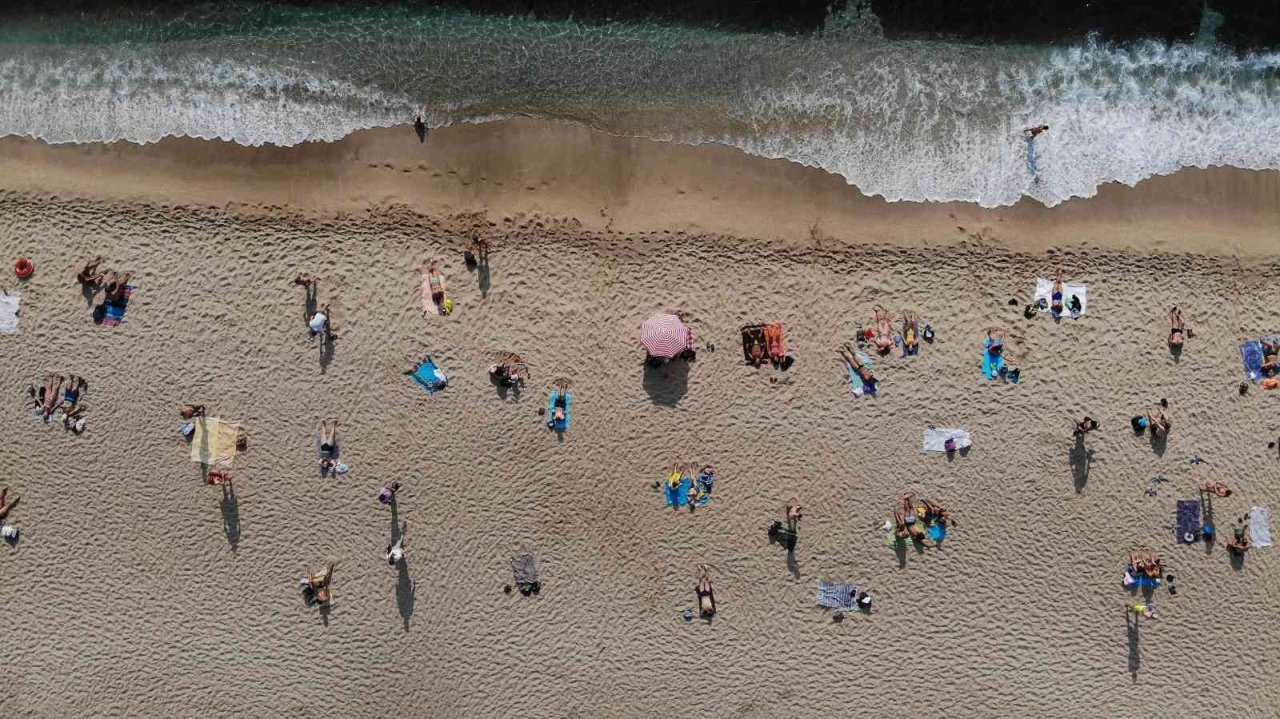 Alanya’da yaz günlerini aratmayan görüntüler