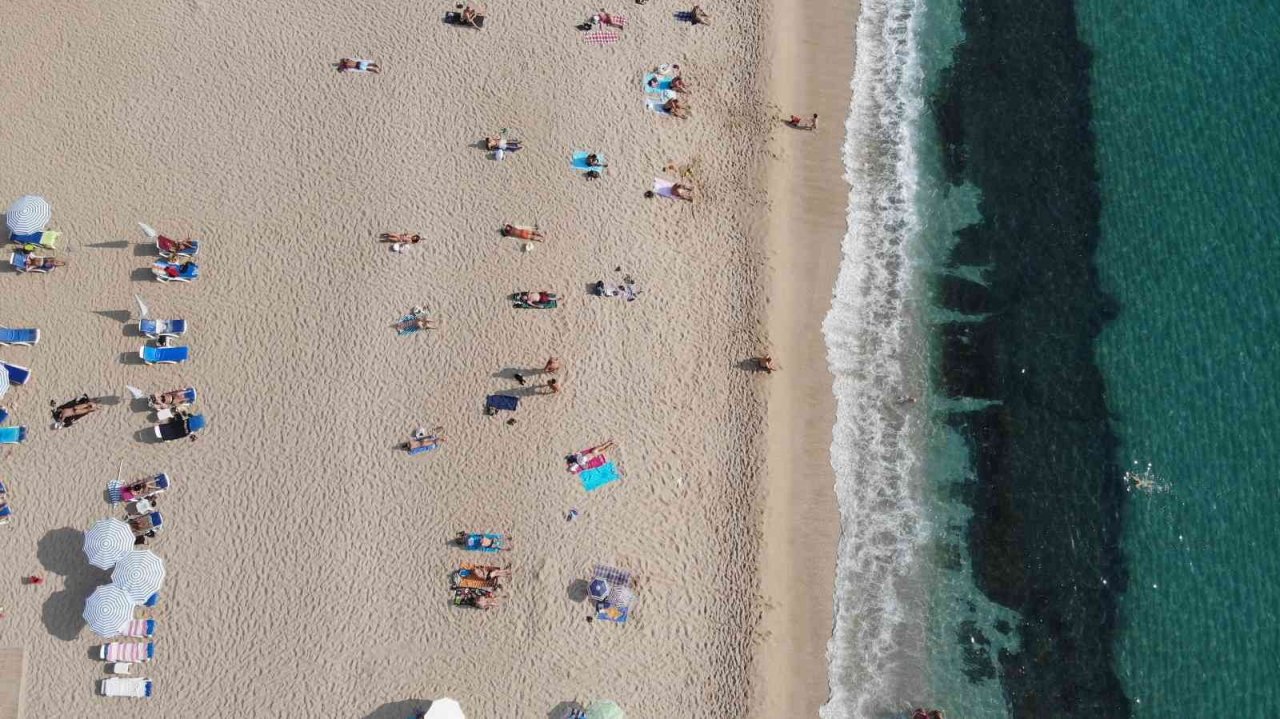 Alanya’da yaz günlerini aratmayan görüntüler