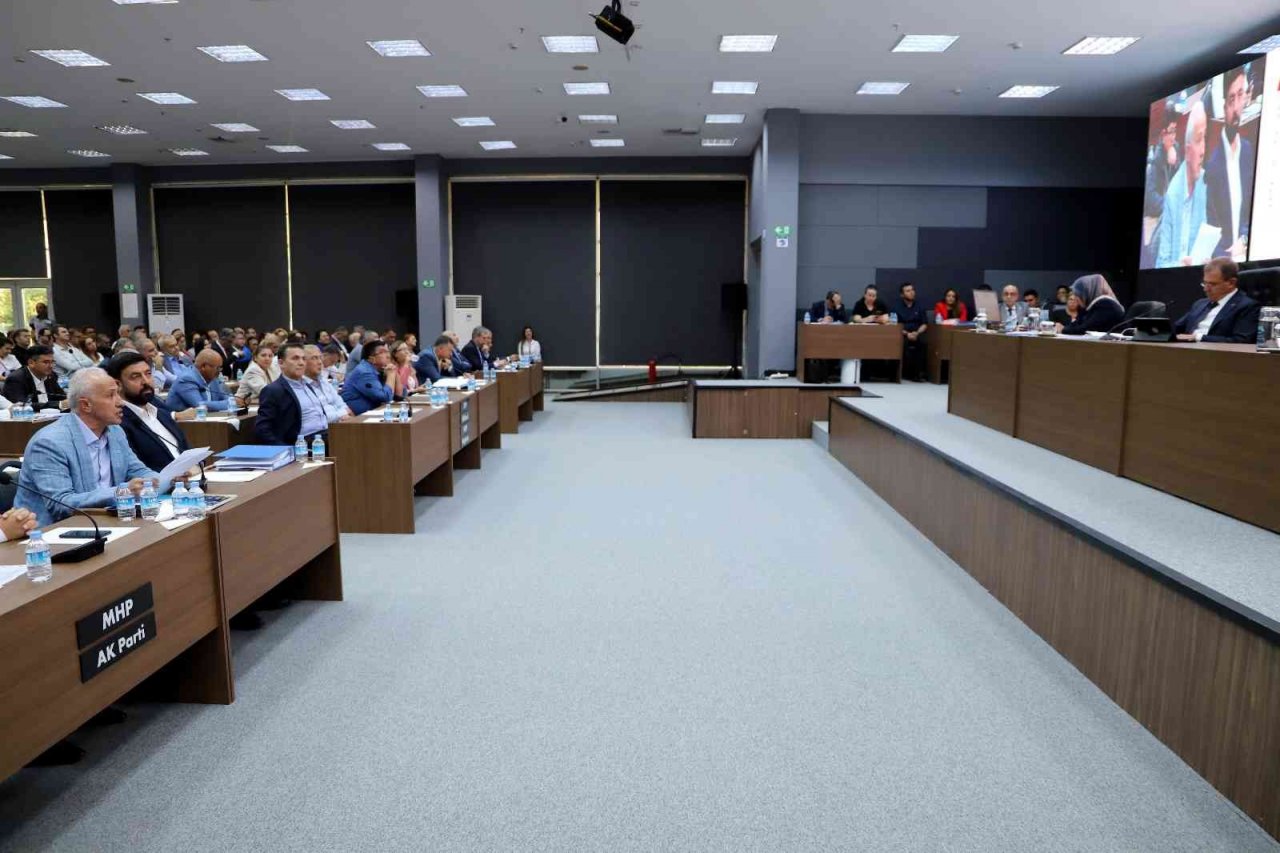 Gültak’tan Büyükşehir Belediye Başkanı Seçer’e SİHA tepkisi