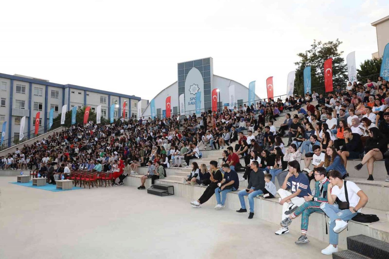 ALKÜ’de, ’İtina ile Yaşamak" konferansı