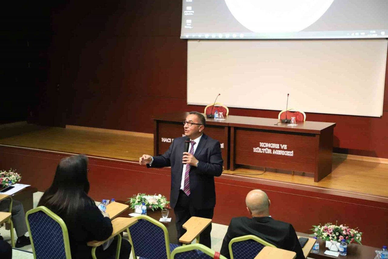 NEVÜ’de Yeşil Binalar Projesi’nin kapanış toplantısı yapıldı