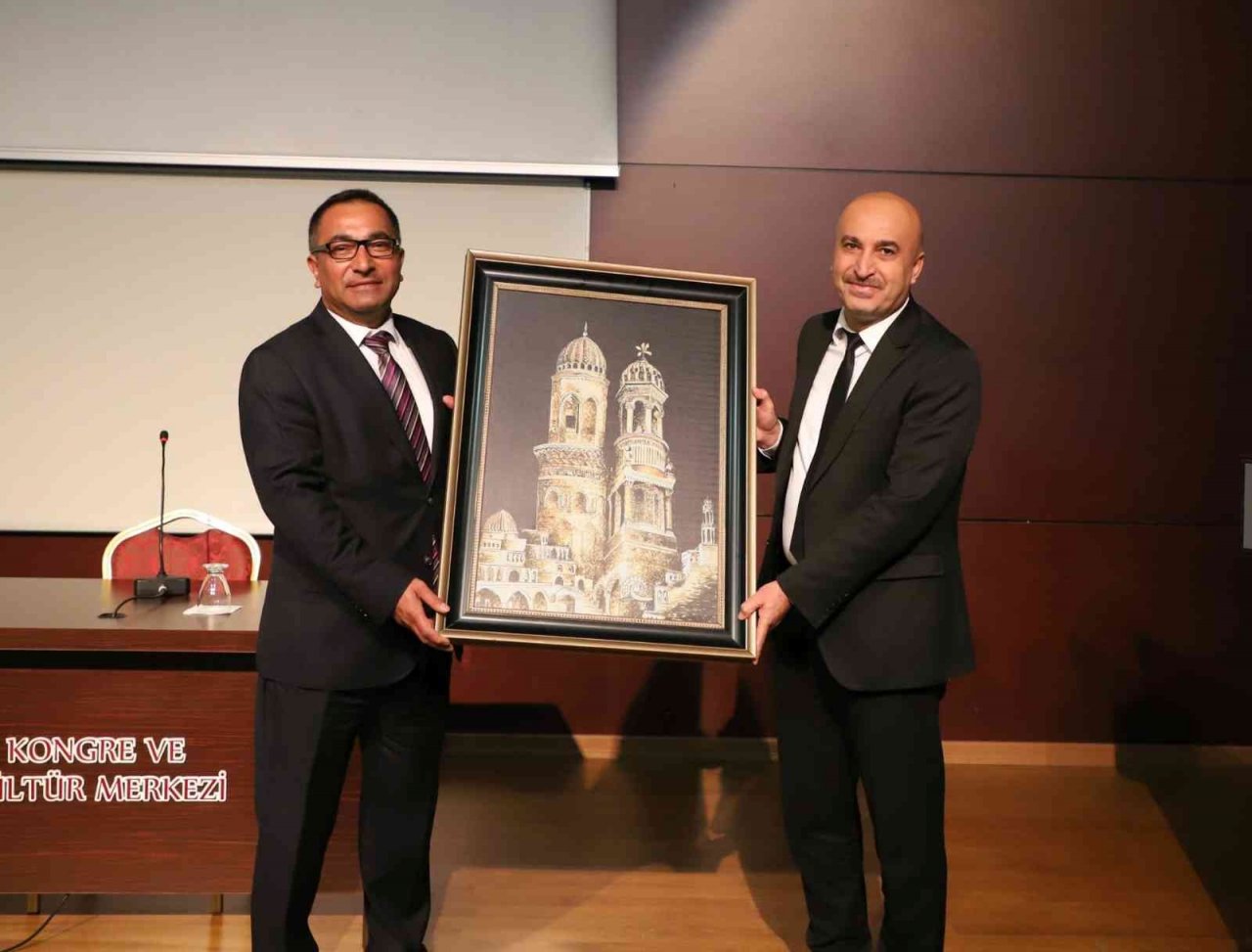 NEVÜ’de Yeşil Binalar Projesi’nin kapanış toplantısı yapıldı