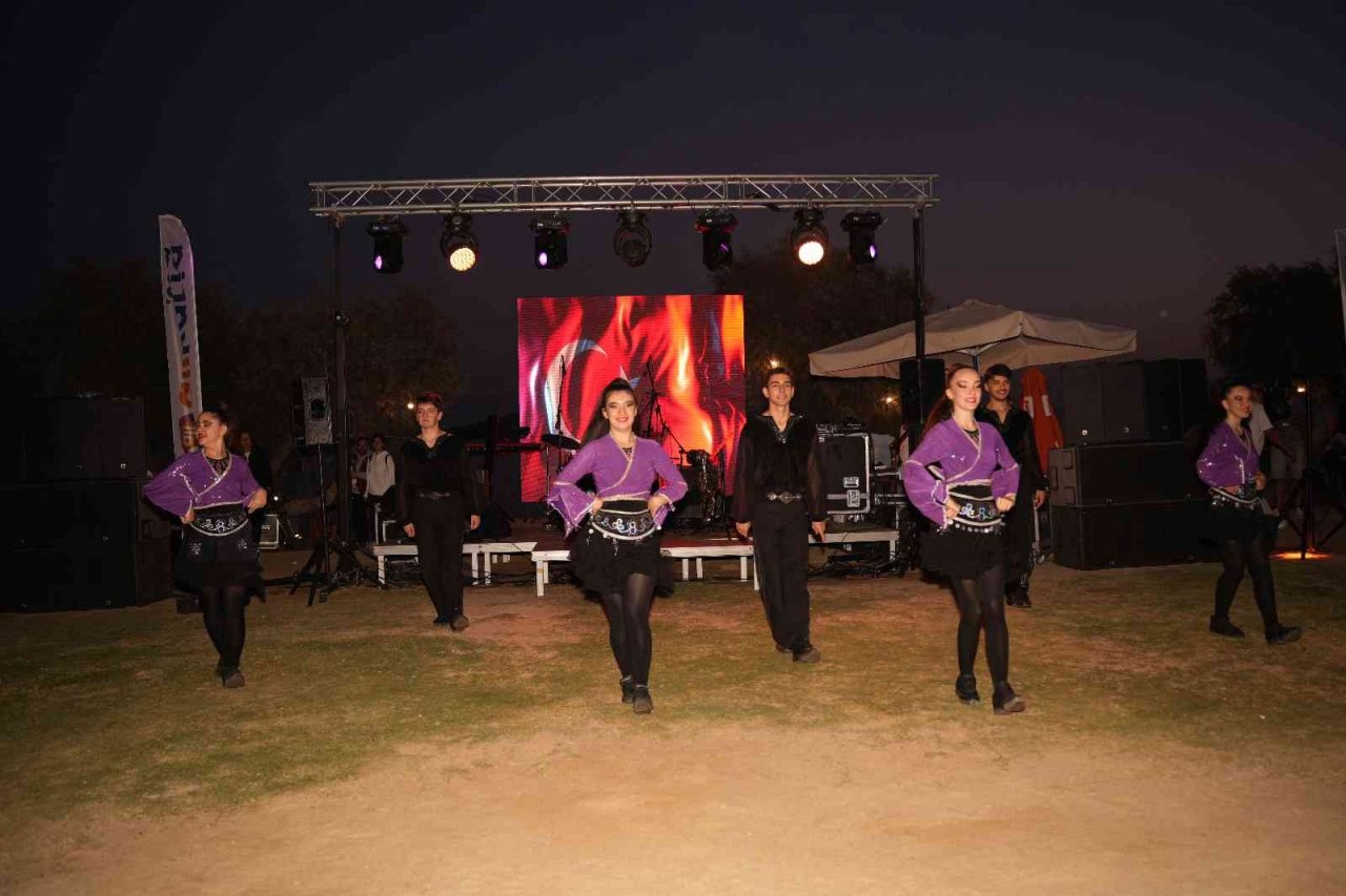 Dolu dolu geçen festivalde gönüllerince eğlendiler