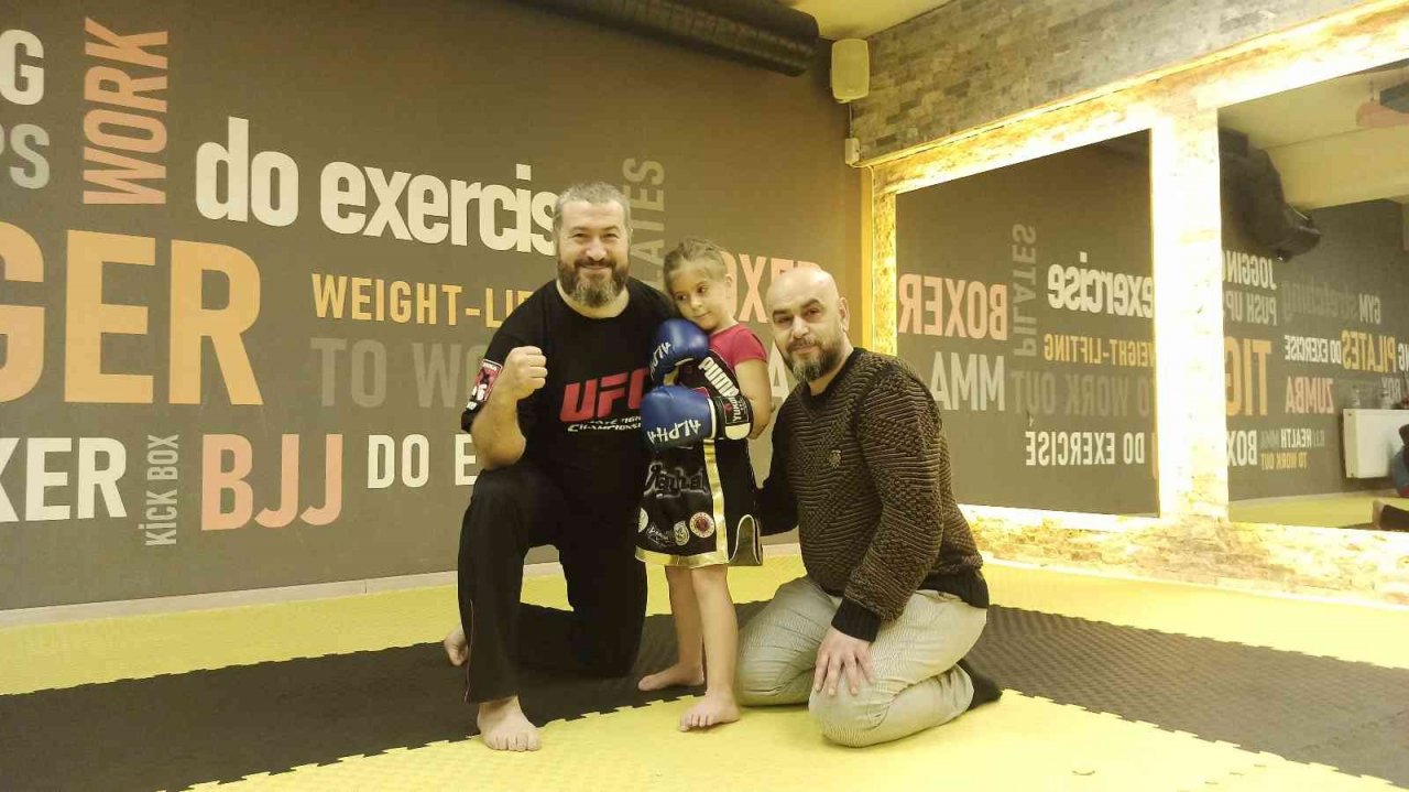 Minik yumrukların hedefi milli takım