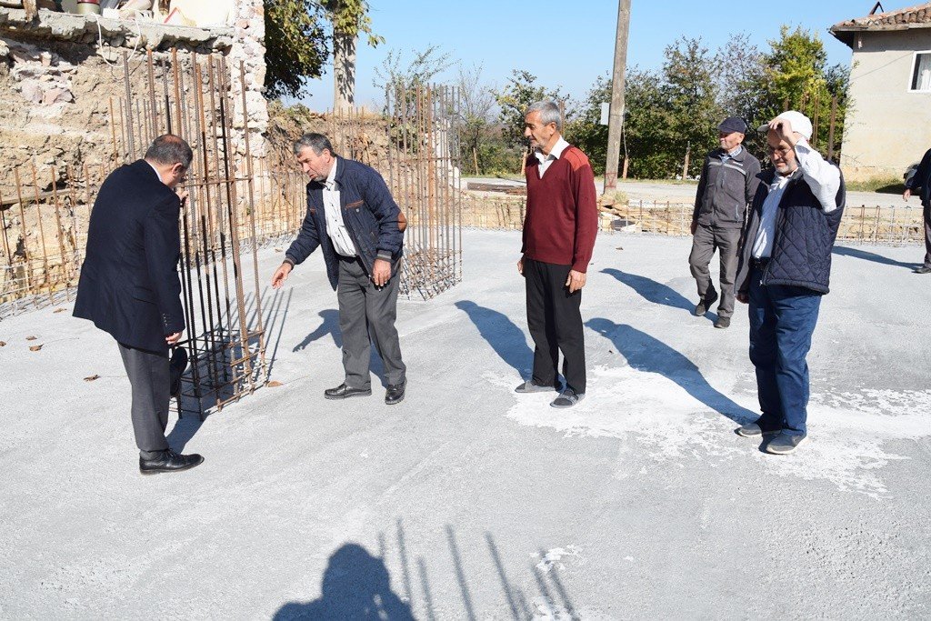 Kaymakam Gürdal, köylerde incelemelerde bulundu