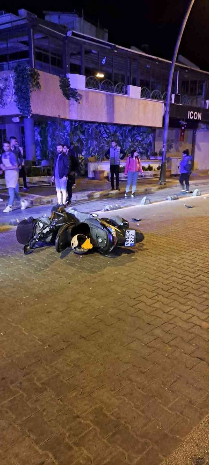 Marmaris’te motosiklet kazasında zabıta komiseri yaralandı