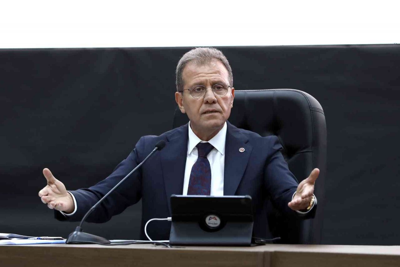 Seçer: "Cumhuriyet bir medeniyet ve barış projesidir"