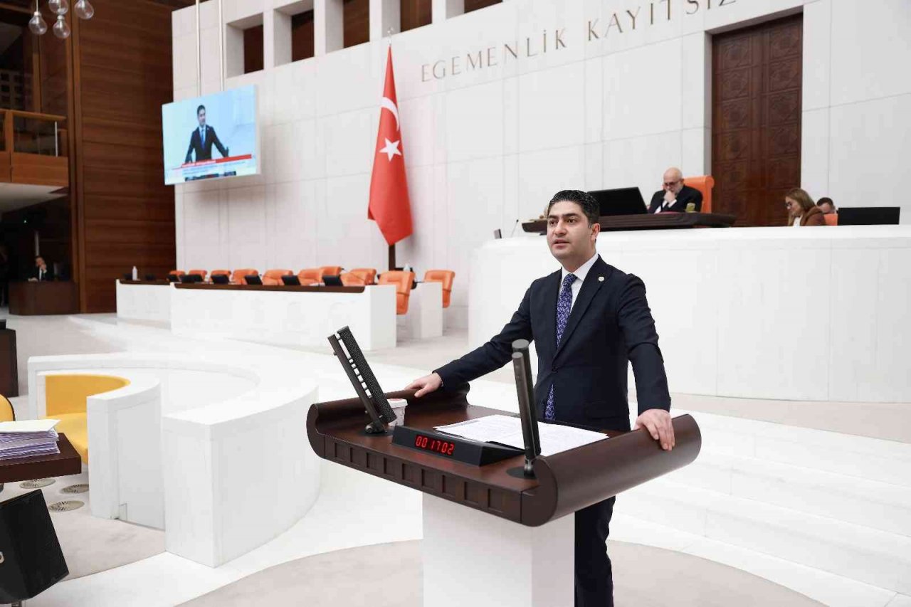 MHP’li Özdemir: “Azerbaycan’ın sevinci sevincimiz, hedefi hedefimizdir”