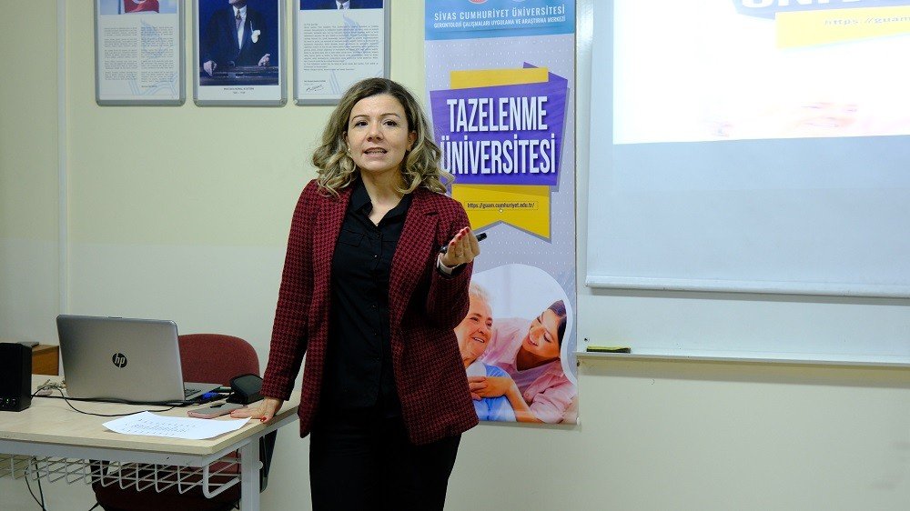 Sivas Cumhuriyet Üniversitesi’nde “Tazelenme Üniversitesi” açıldı