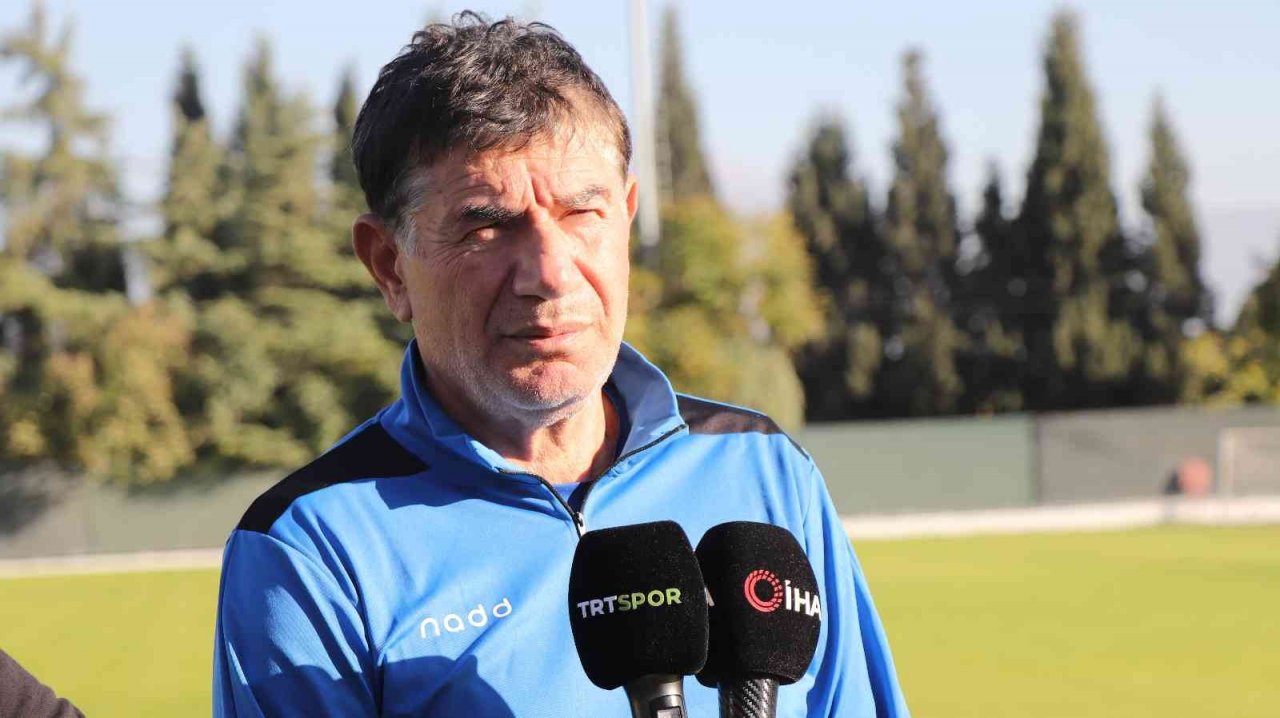 Giray Bulak, A. Denizlispor’un başında ilk antrenmanına çıktı