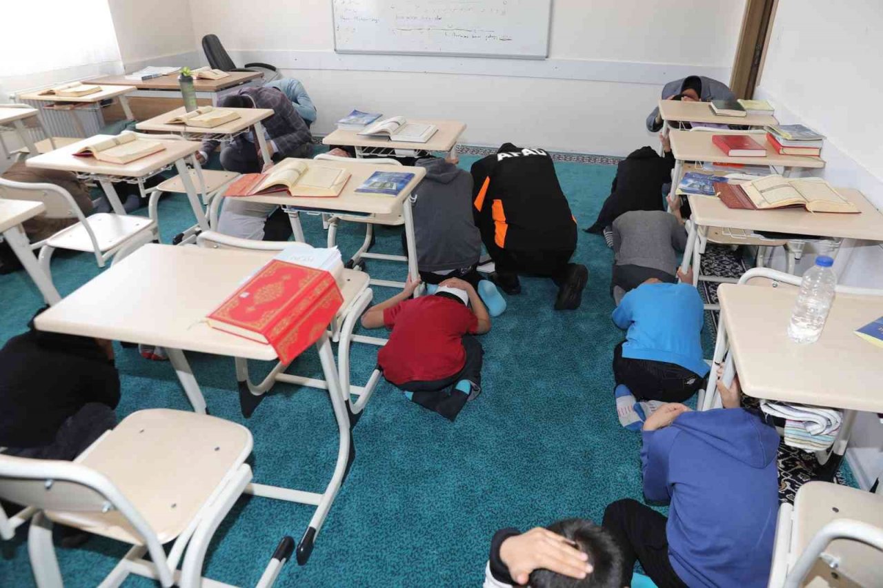 Burdur’da tahliye tatbikatı