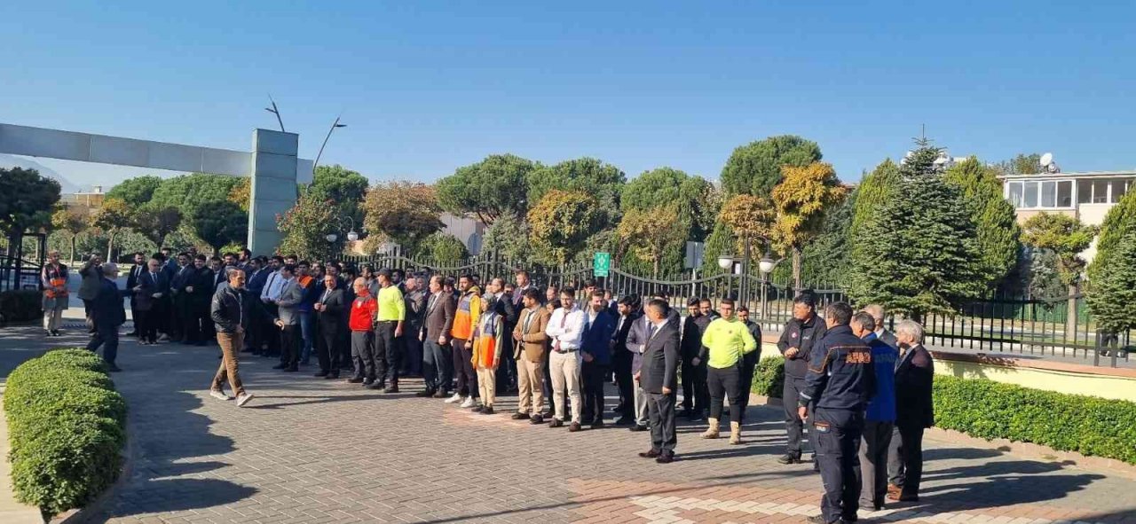 Diyanet çalışanlarına deprem tatbikatı