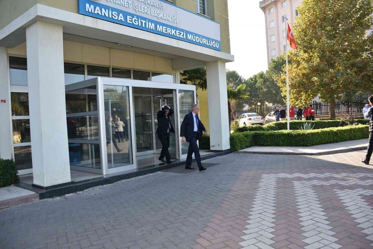 Diyanet çalışanlarına deprem tatbikatı