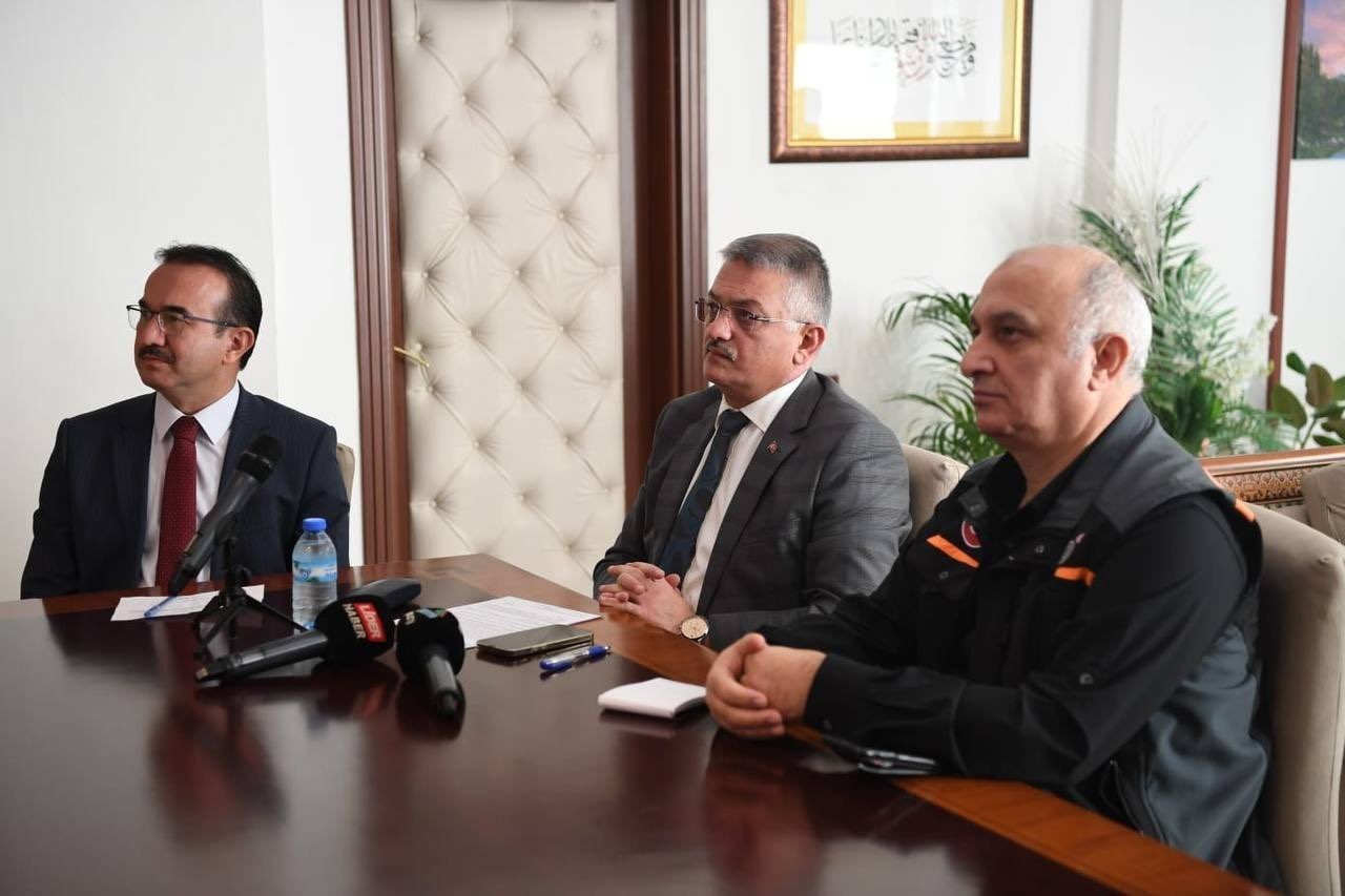 Antalya’da çök, kapan, tutun ve tahliye tatbikatı