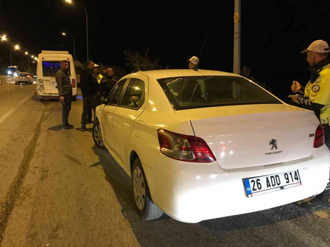 Trafik kazasına karışan sürücünün basit yaralama suçundan arandığı ortaya çıktı