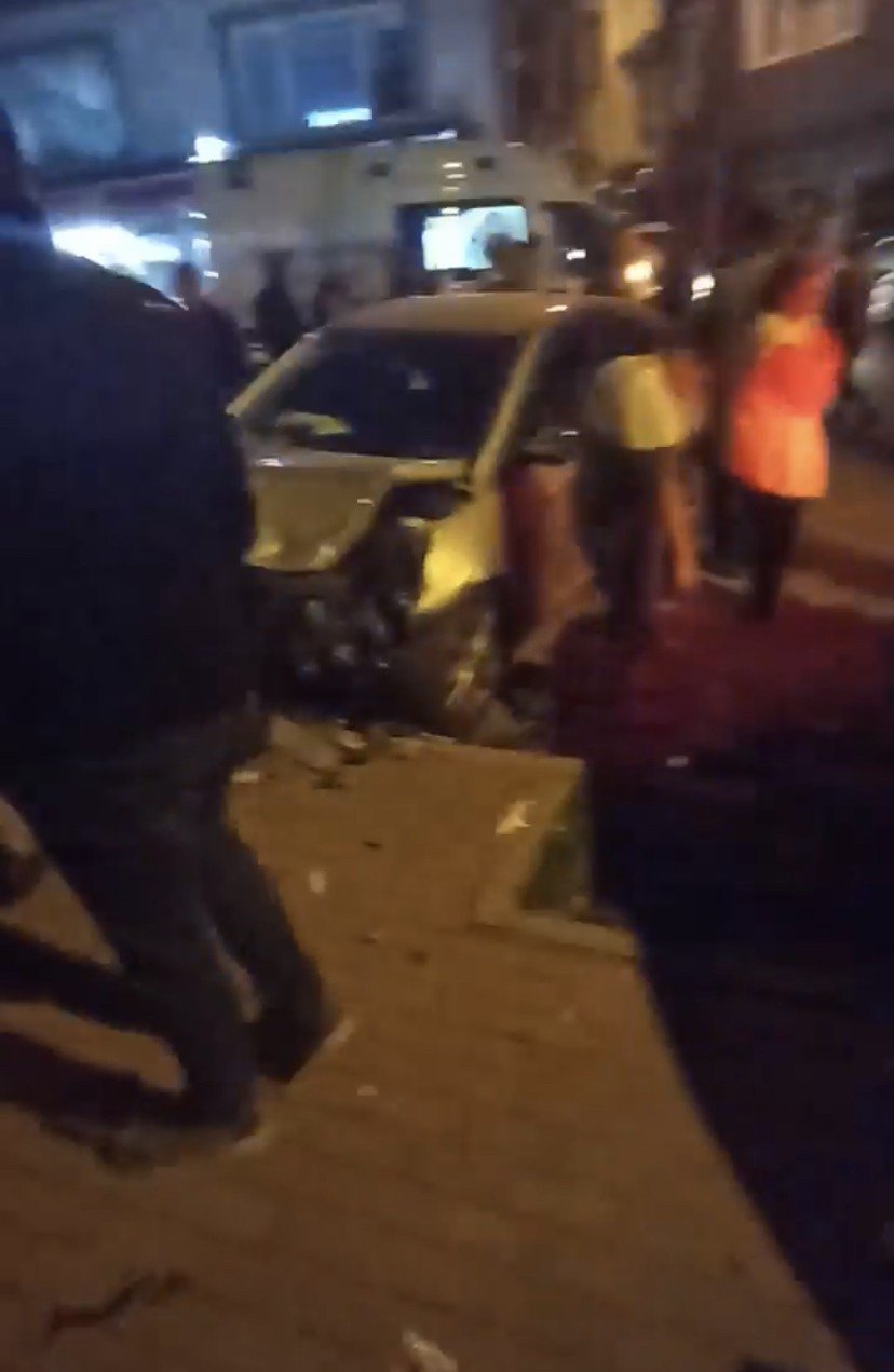 Bursa’da zincirleme kaza : 4 yaralı