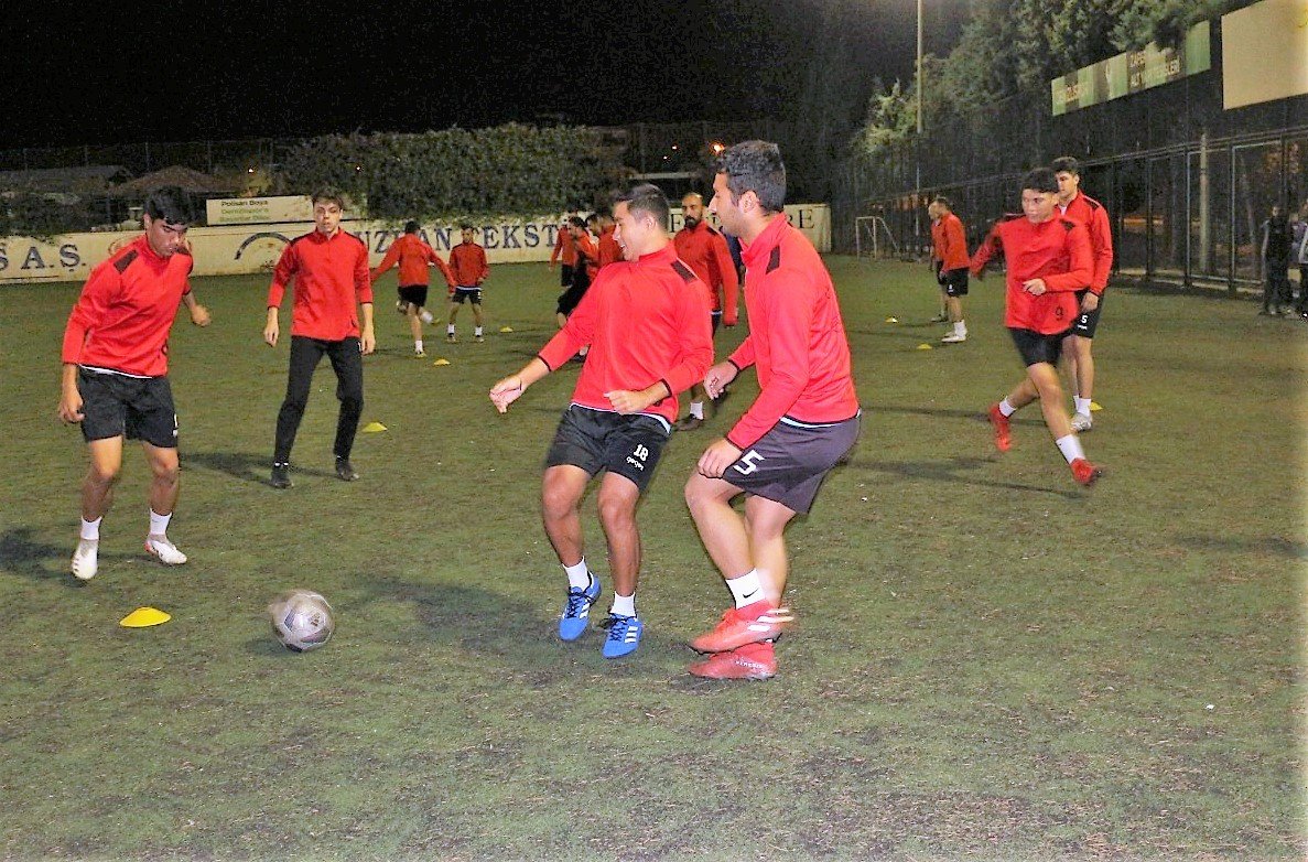 Çal Belediyespor’da hedef 4 puan almak