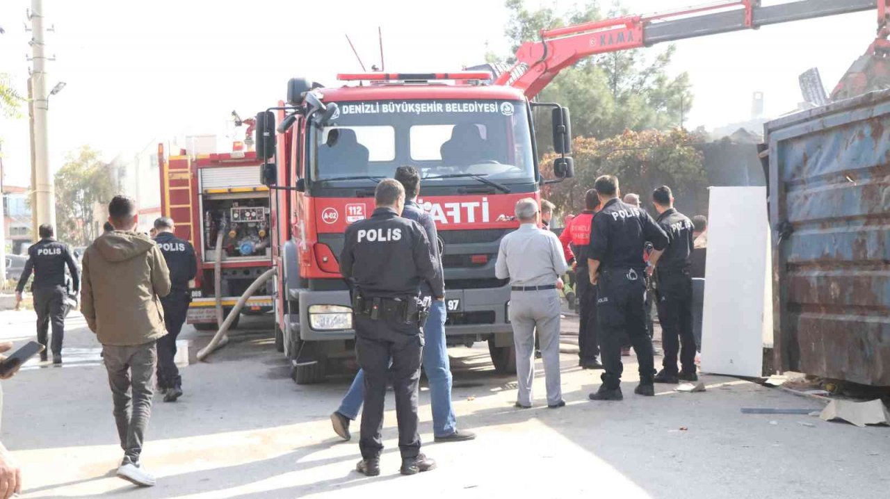 Hurdalıkta çıkan yangın korkuttu