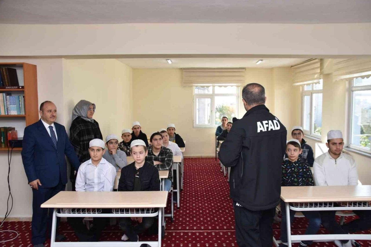 Karabük İl Müftülüğü’nde deprem tatbikatı