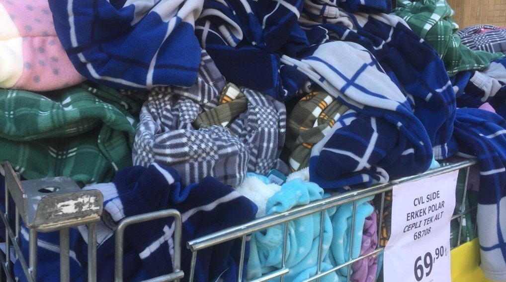 Hava sıcaklıklarının düşmesi ile polar pijamalar raflardaki yerlerini aldı