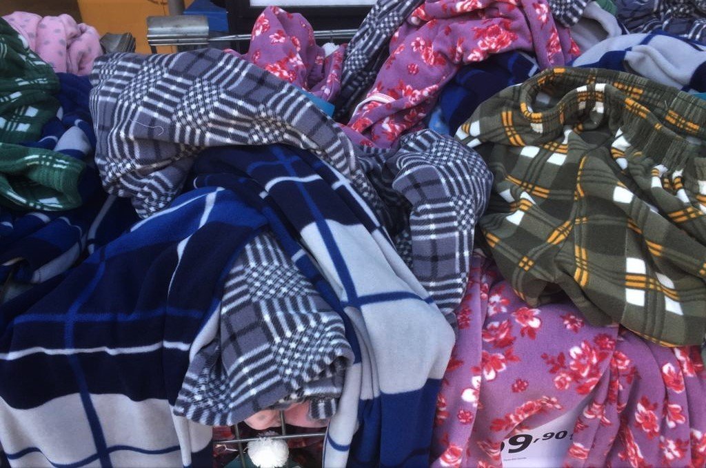 Hava sıcaklıklarının düşmesi ile polar pijamalar raflardaki yerlerini aldı