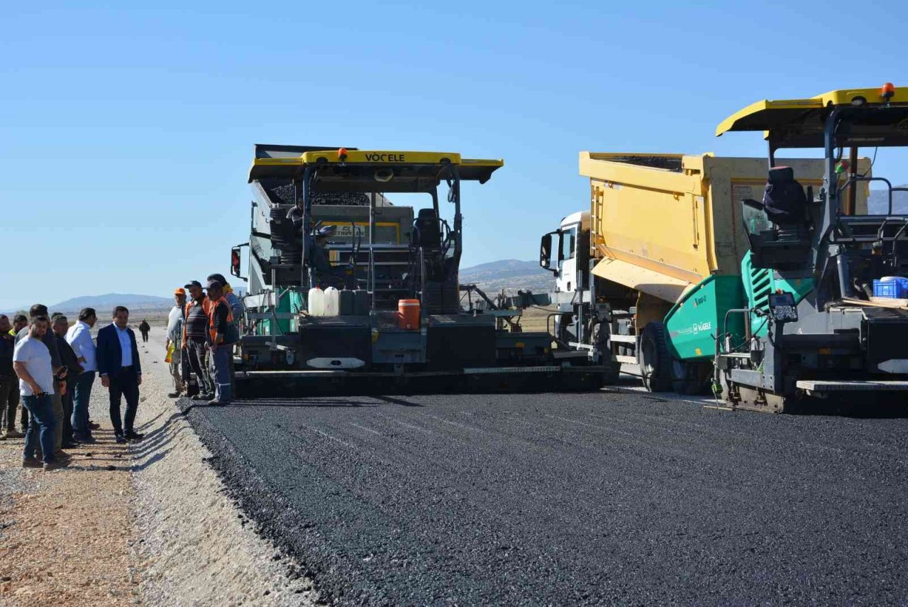 Korkuteli-Bucak duble yolu 2023 yıl sonunda açılıyor