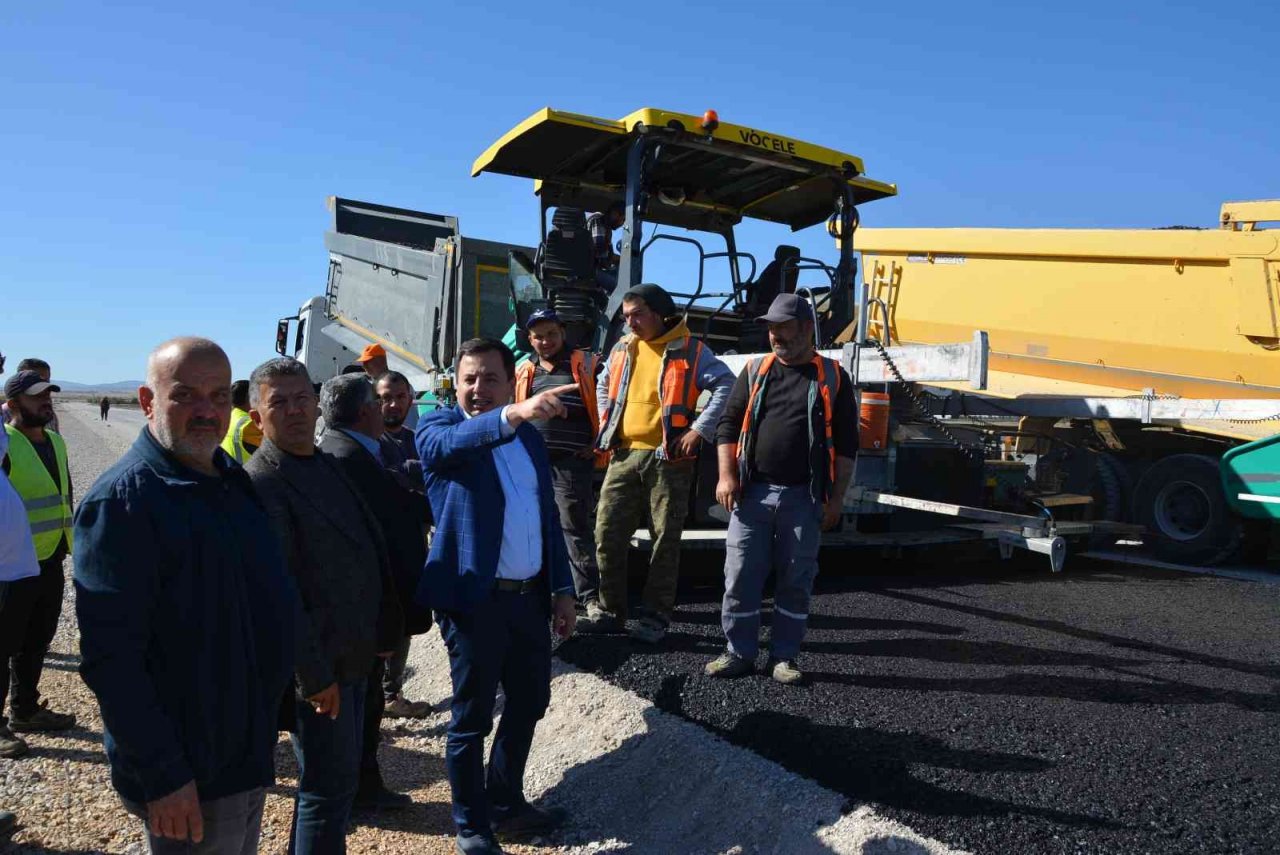 Korkuteli-Bucak duble yolu 2023 yıl sonunda açılıyor