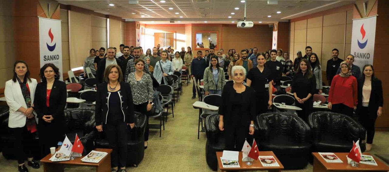 Hemşirelere "Palyatif Bakım" eğitimi