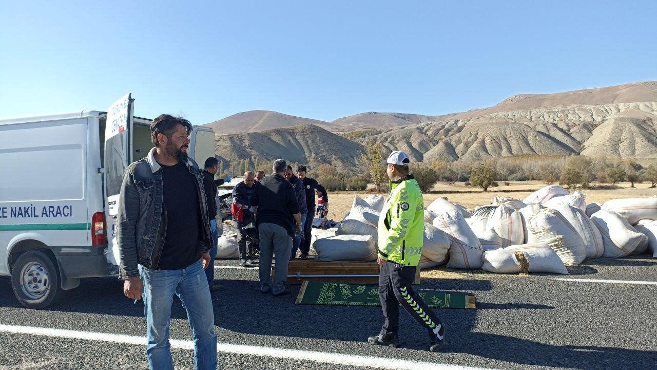 Sivas’ta feci kaza: Uzman çavuş hayatını kaybetti 5 kişi yaralandı