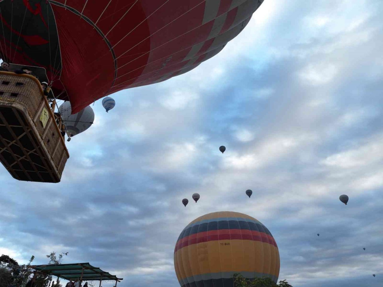 Kapadokya’da balon uçuş rekoru kırıldı