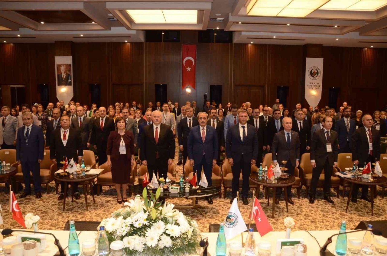 Yargıtay Başkanı Akarca: "Hukuk devleti ilkesinin gerçekleşmesinde noterler büyük bir rol üstleniyor"