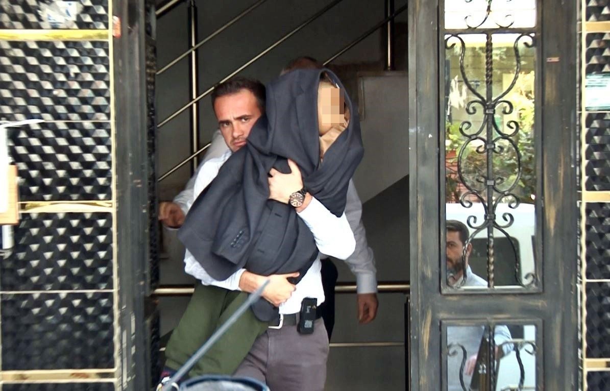 Velayeti annesinde olan 5 yaşındaki oğlunu zorla alıkoydu, 2,5 saatlik çalışmayla ikna edildi