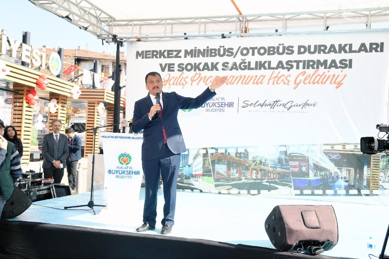 Malatya merkez minibüs ve otobüs duraklarının açılışı gerçekleştirildi