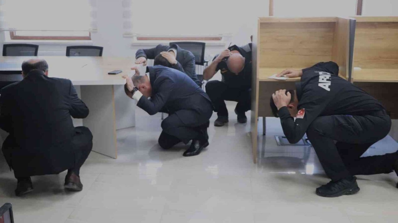 Tatbikatlar afetlere hazırlıkta büyük önem taşıyor