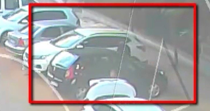 Kesici aletle 15 aracın lastiğine zarar veren şahıs yakalandı