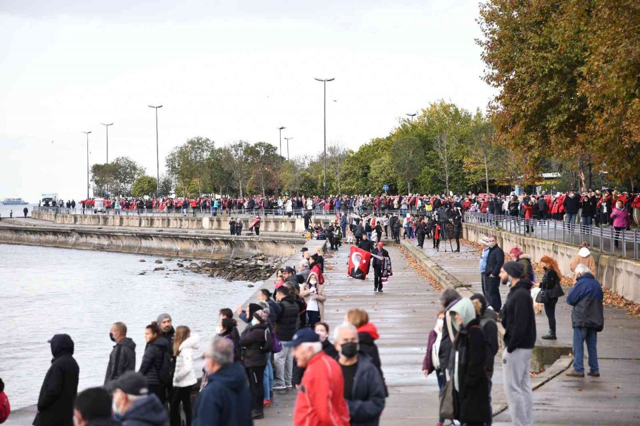 Kadıköy’de ’Ata’ya saygı zinciri’ oluşturulacak