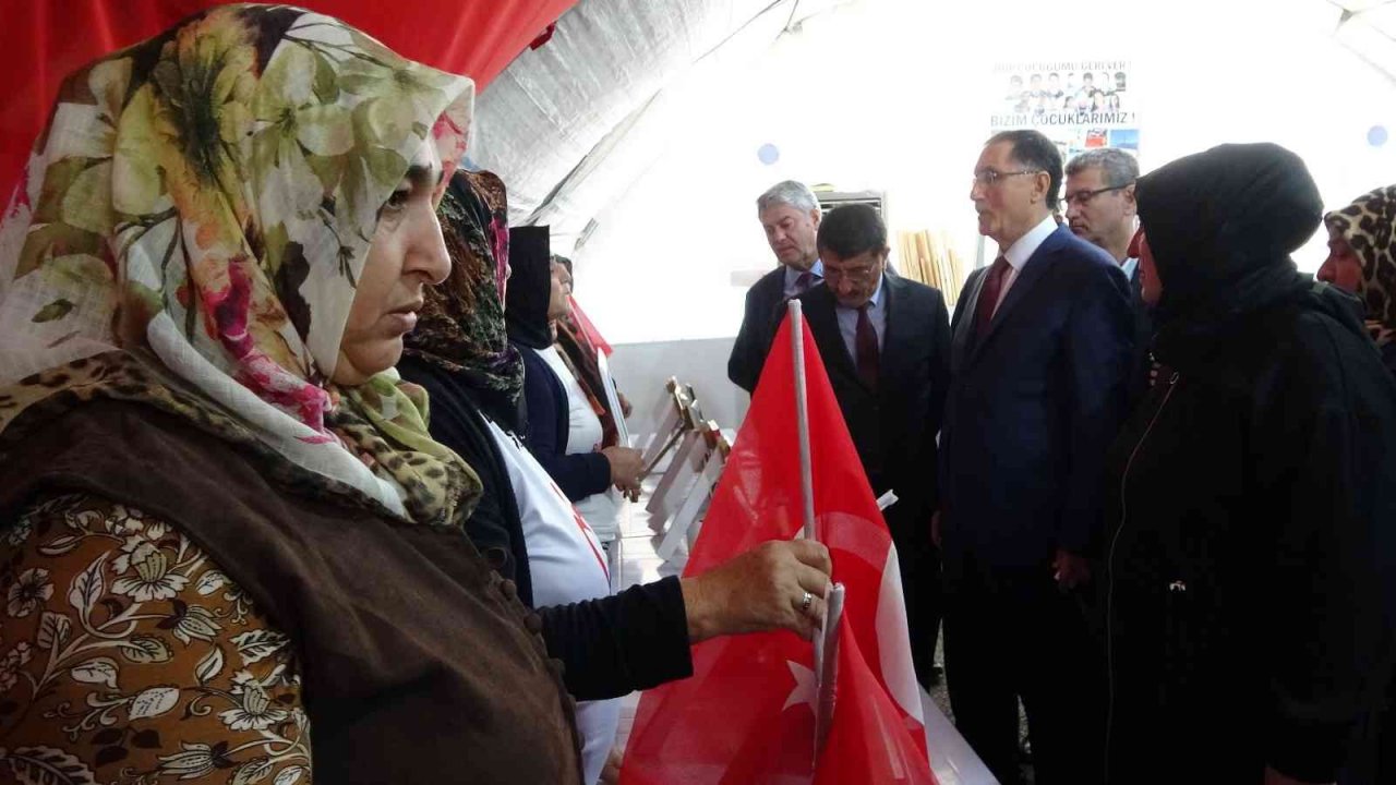 Kamu Başdenetçisi Malkoç: “Terör bu annelerimizi mağdur ettiği gibi 85 milyon insanımızı da mağdur etti”