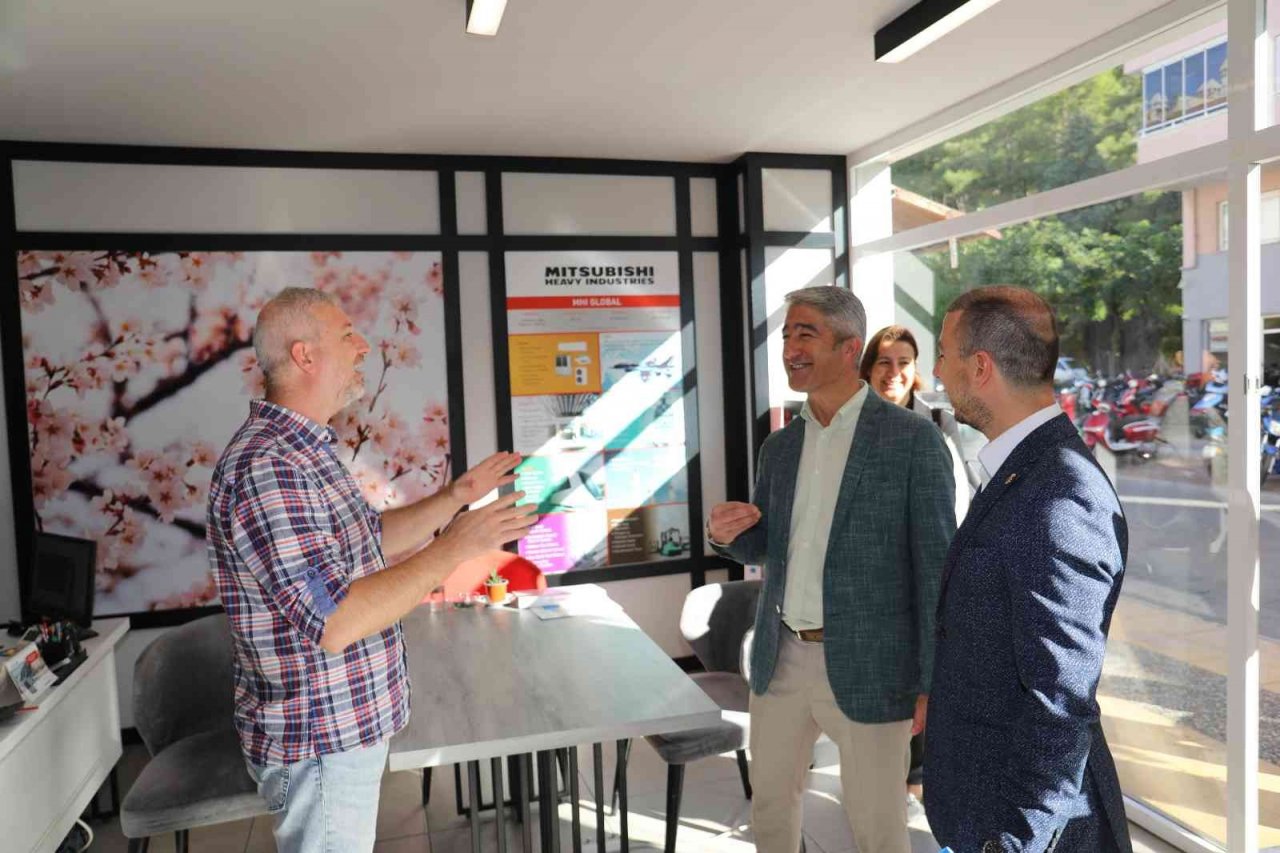 Başkan Oktay: "Marmaris’i ortak akılla yönetiyoruz"