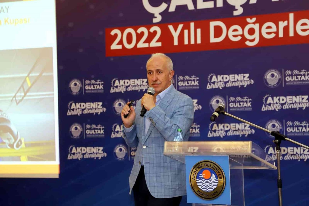 Başkan Gültak, Akdeniz’in değişimini mahalle başkanlarına anlattı