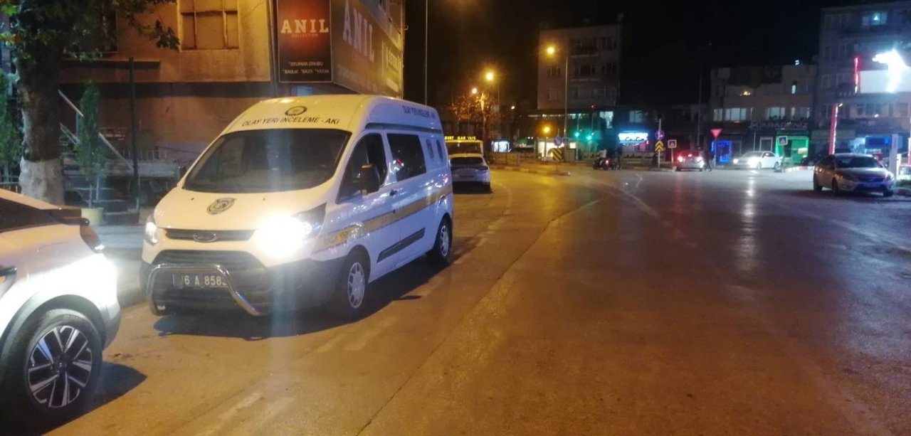Sokakta yürürken silahlı saldırıda yaralandı
