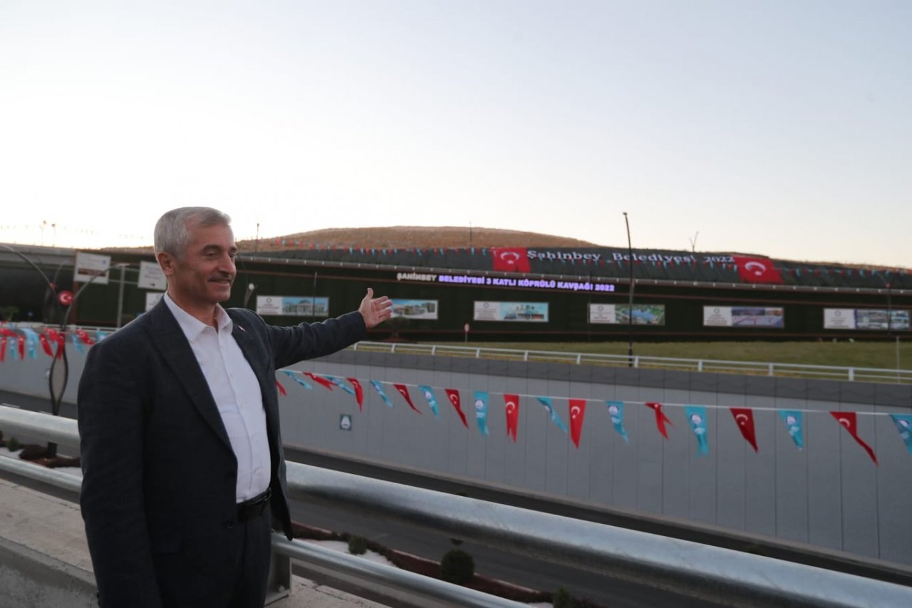 Gaziantep’te yapılan 3 katlı akıllı kavşağı Cumhurbaşkanı Erdoğan hizmete açacak