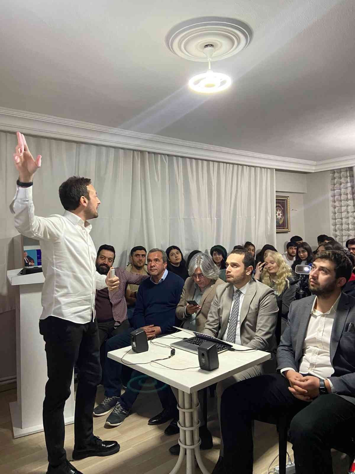 TÜGİAD Eskişehir Şube Başkanı Serkan Can Zengin’den ‘İş’te Sen’ konulu konferansı