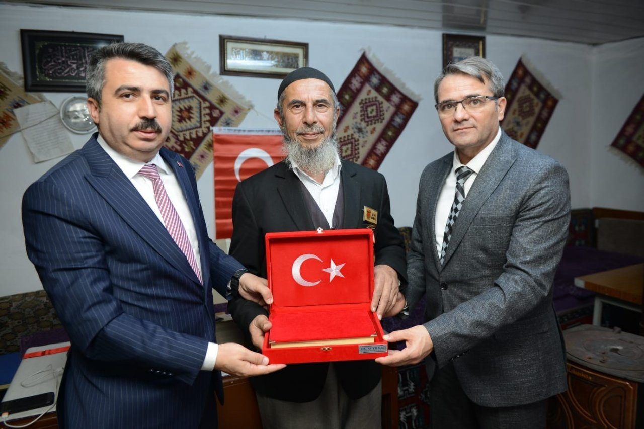 Başkan Yılmaz şehit ailelerini unutmuyor